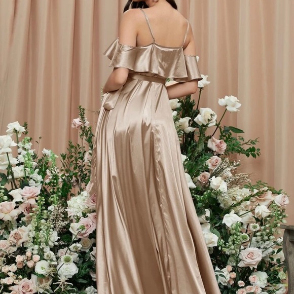 New Champagne Dress - Picture 2 of 8